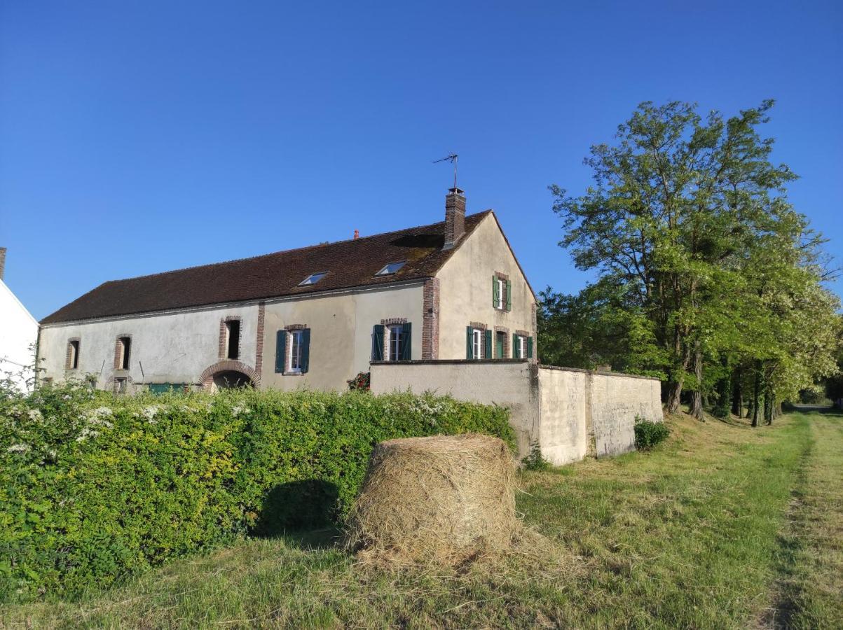 Brienon-sur-Armançon Le Moulin Neufヴィラ エクステリア 写真